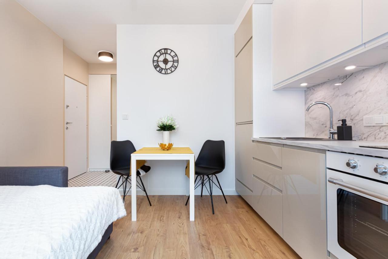 Mokotow Business Center Apartments By Noclegi Renters 华沙 外观 照片